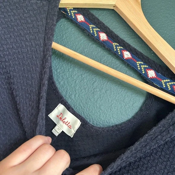 Deletta Black Short Sleeve Textured Layered Tee - Picture 6 of 7